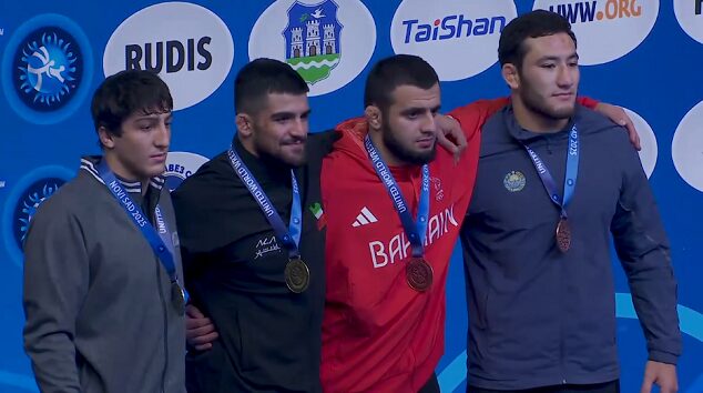 Американец Митчелл Месенбринк и иранец Мохаммадмобин Азими чемпионы мира по вольной борьбе 2025 среди молодежи до 23 лет.