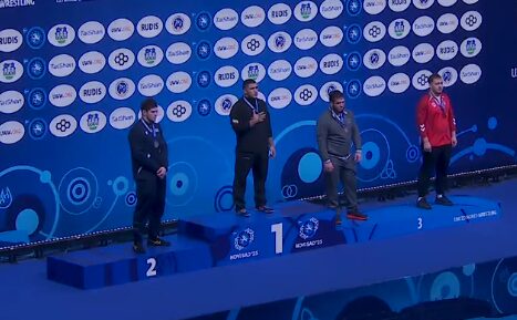 Кянан Хейбатов чемпион мира по вольной борьбе 2025 среди молодежи до 23 лет.